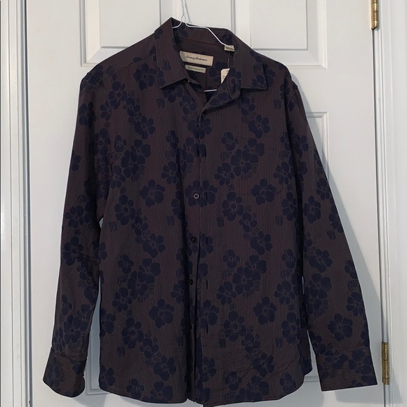 Tommy Bahama Button Up - Picture 1 of 4